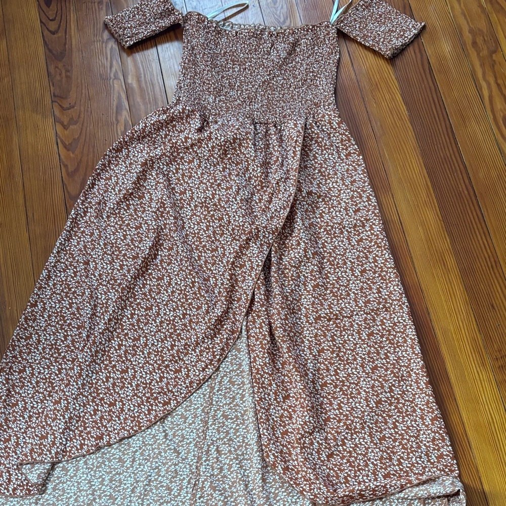 Floral Off-Shoulder Maxi Dress - Picture 6 of 7